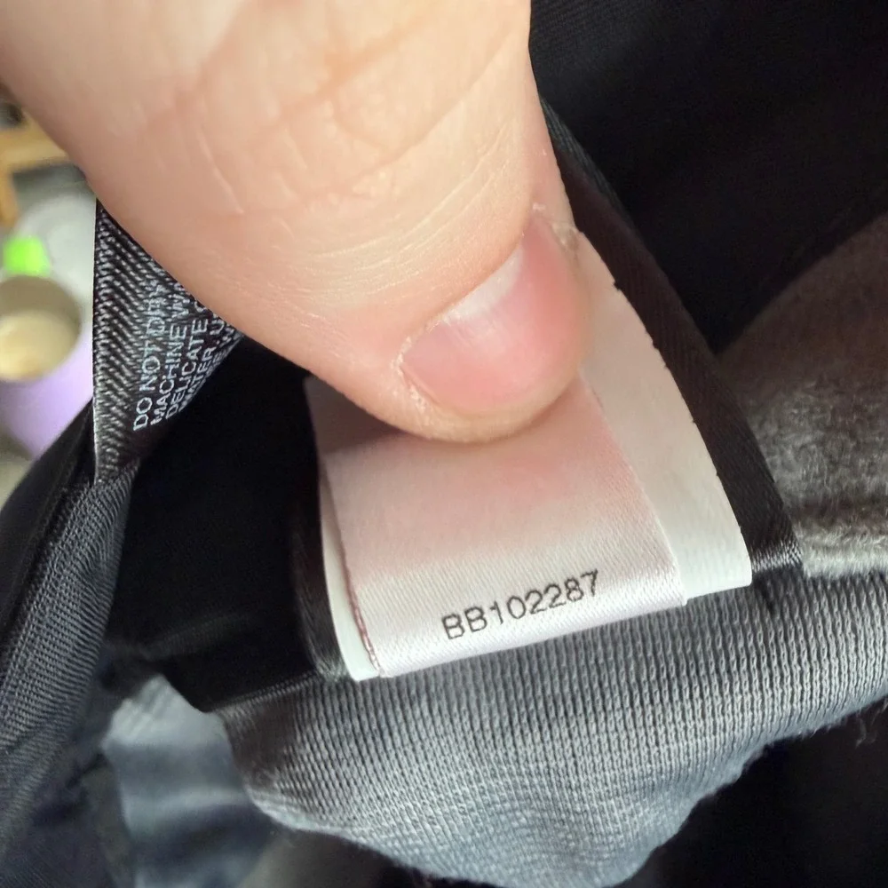 The North‎ Face HyVent Mens XL Short Black Ski Snowboard Pants Waterproof Cargo